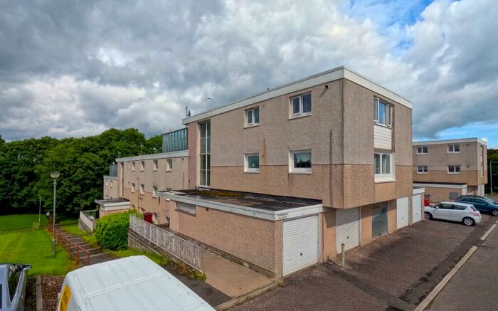 2 Bedroom Apartment To Rent In Pembroke, East Kilbride, South Lanarkshire, G74