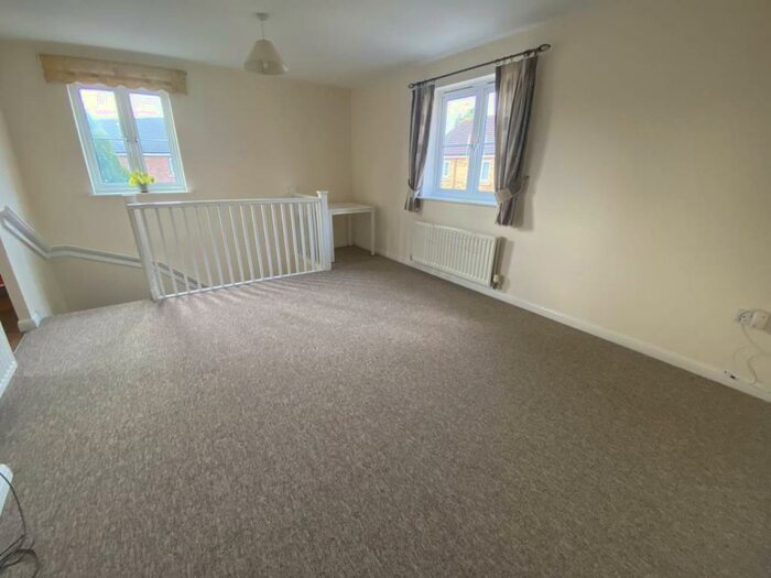 2 Bedroom Coach House To Rent In Beechcroft Walk, Horfield, Bristol, BS7