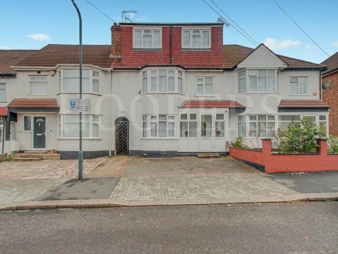 5 Bedroom Terraced House For Sale In Kenwyn Drive, London, NW2