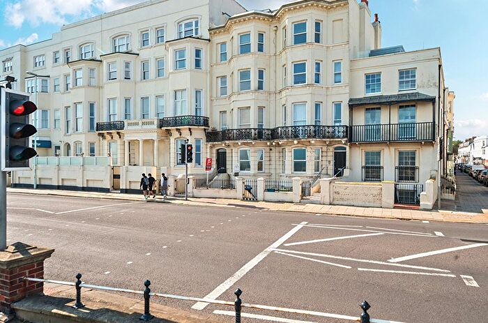 1 Bedroom Flat For Sale In Marine Parade, Worthing, West Sussex, BN11