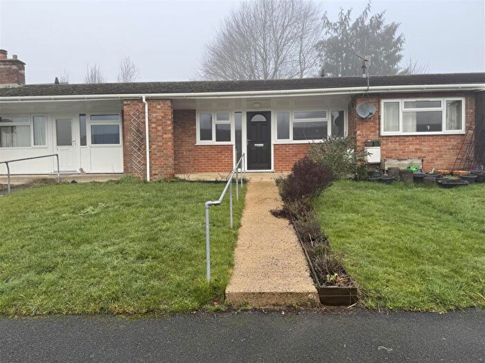 1 Bedroom Semi-Detached Bungalow For Sale In Whitley Road, Aldbourne, Marlborough, SN8