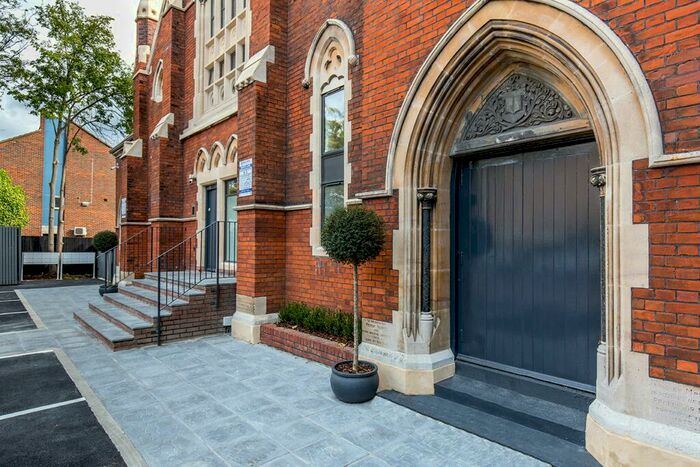 1 Bedroom Flat To Rent In Old Church Court, Grove Road, N11
