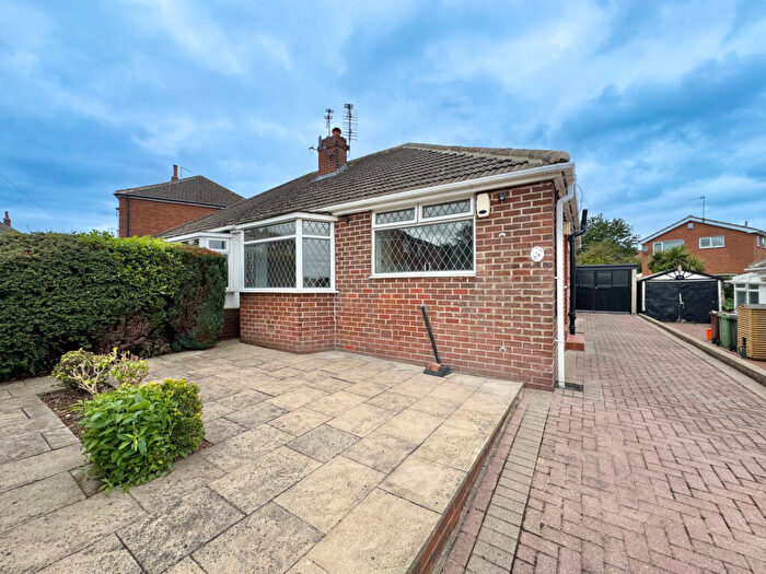 2 Bedroom Bungalow To Rent In Knightsway, Garforth, LS25