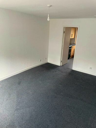 2 Bedroom Flat To Rent In Lennox Gardens, Linlithgow, West Lothian, EH49