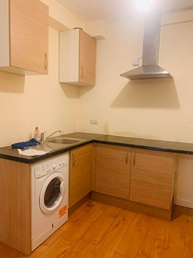 Studio To Rent In Wanstead Park Road, Ilford, IG1