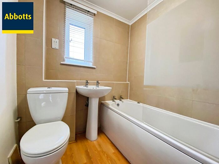 1 Bedroom Terraced House To Rent In Beardsley Drive, Chelmsford, CM1