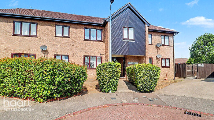 1 Bedroom Apartment For Sale In Hadrians Court, Peterborough, PE2