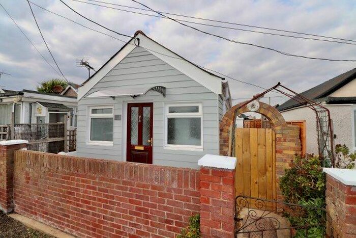 2 Bedroom Bungalow To Rent In Fern Way, Clacton-On-Sea, CO15