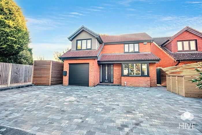 4 Bedroom Detached House For Sale In Penrith Close, Verwood, BH31