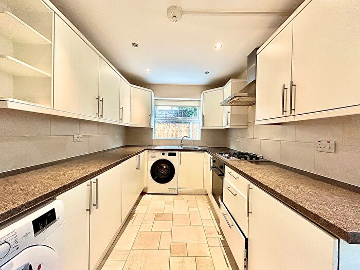 4 Bedroom Terraced House To Rent In Ham Park Road, London, E15