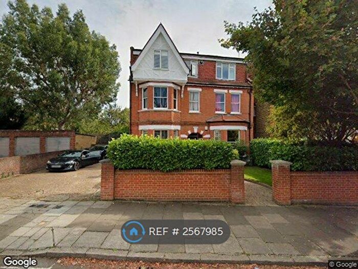 3 Bedroom Flat To Rent In Westbury Road, London, W5