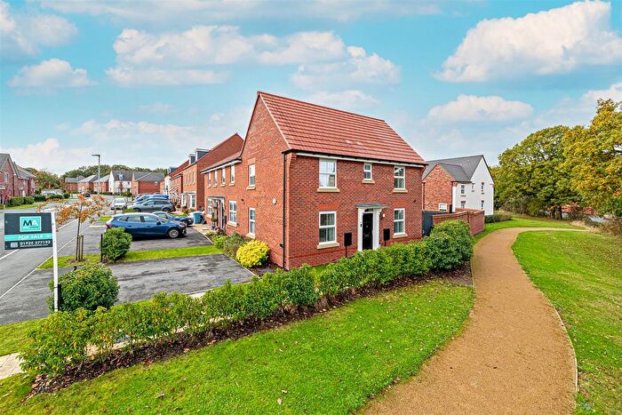 3 Bedroom Semi-Detached House For Sale In Braeburn Drive, Appleton, Warrington, WA4