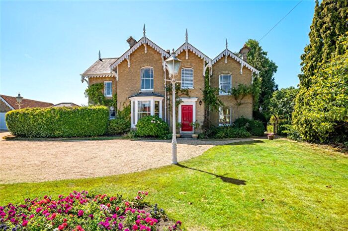 5 Bedroom Detached House For Sale In High Street, Botley, Hampshire, SO30