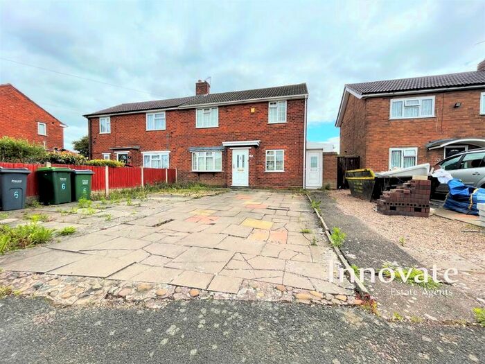 3 Bedroom Semi-Detached House To Rent In Gayton Road, West Bromwich, B71