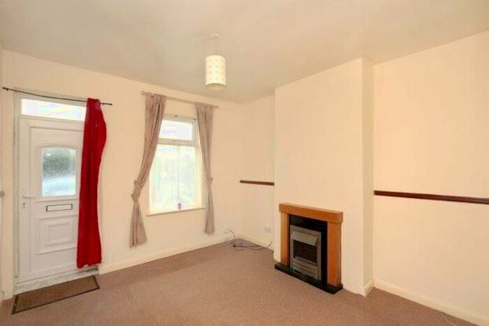 2 Bedroom Terraced House To Rent In Kimberworth Road, Rotherham, S61