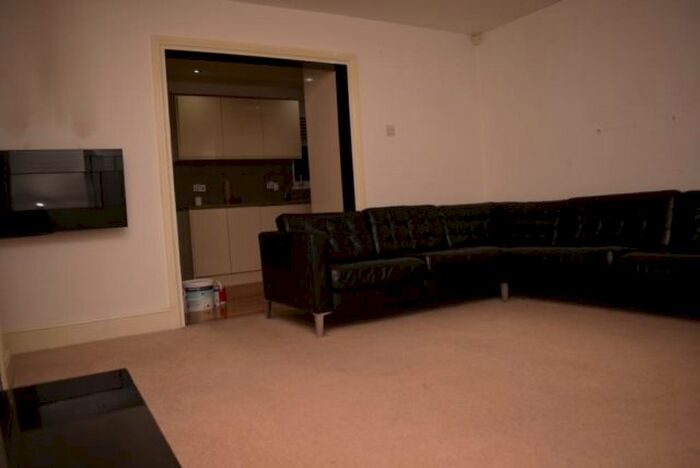 3 Bedroom Property To Rent In Wykebeck Square, Leeds, LS9