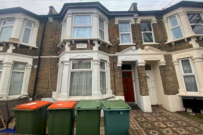 1 Bedroom Flat To Rent In Macaulay Road, London, E6