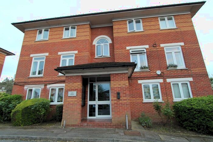 1 Bedroom Flat To Rent In Lion Court, Swynford Gardens, London, NW4