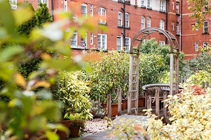 Studio To Rent In Cartwright Gardens, Bloomsbury, WC1H