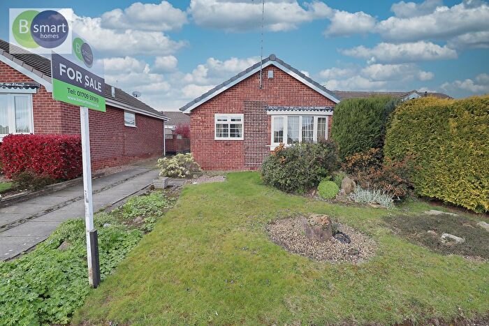 2 Bedroom Detached Bungalow For Sale In Grayson Close, Ravenfield, S65