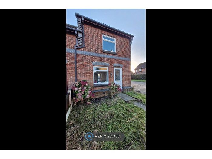 2 Bedroom End Of Terrace House To Rent In Thames Way, Caister On Sea, NR30