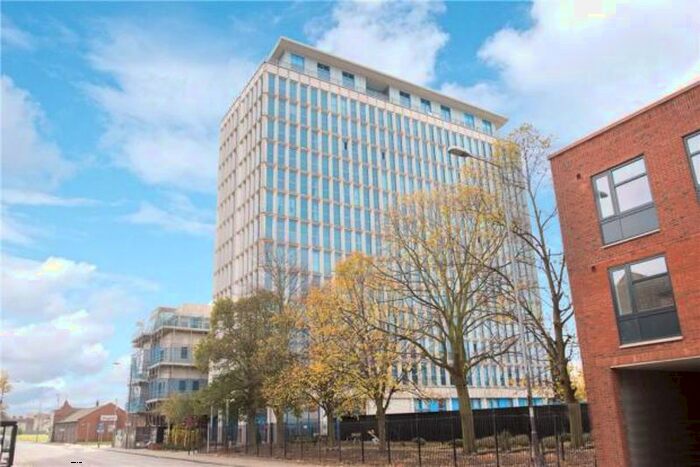 2 Bedroom Flat For Sale In St. Johns Street, Bedford, MK42