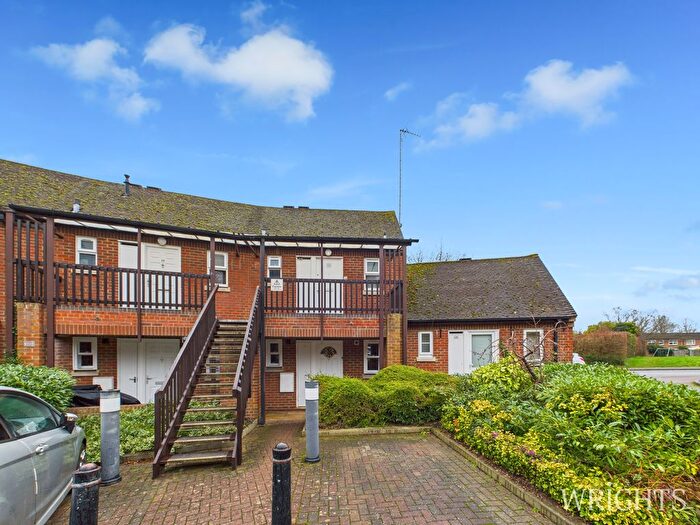 1 Bedroom Flat To Rent In Sunningdale Mews, Welwyn Garden City., AL7