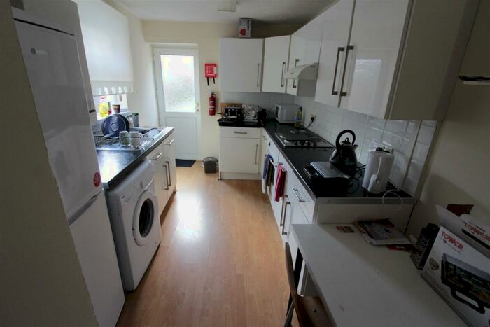 4 Bedroom House To Rent In May Street, Cathays, Cardiff, CF24