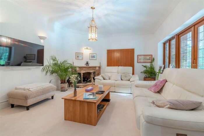5 Bedroom Detached House For Sale In Bury Road, Branksome Park, BH13