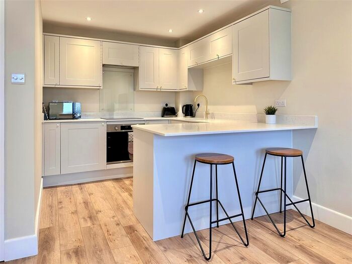 2 Bedroom Property To Rent In Barbican Road, York, YO10