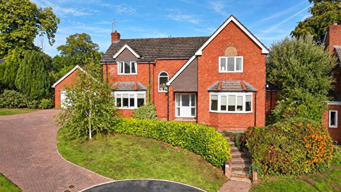 4 Bedroom Detached House For Sale In Summerhill Road, Summerhill, Wrexham, LL11