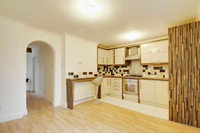 3 Bedroom Apartment To Rent In High Street, Iver, SL0