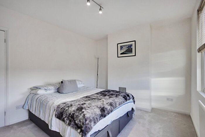 2 Bedroom Terraced House For Sale In Mount Pleasant Road, Dartford, Kent, DA1