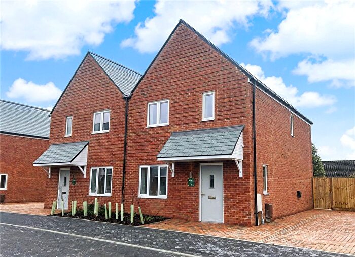 3 Bedroom Semi-Detached House For Sale In William Luker Place, North Bersted, PO22