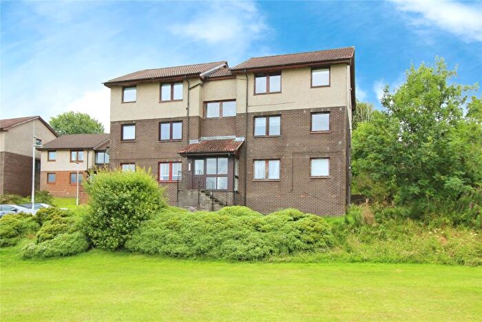 2 Bedroom Flat To Rent In Tulloch Court, Cowdenbeath, Fife, KY4