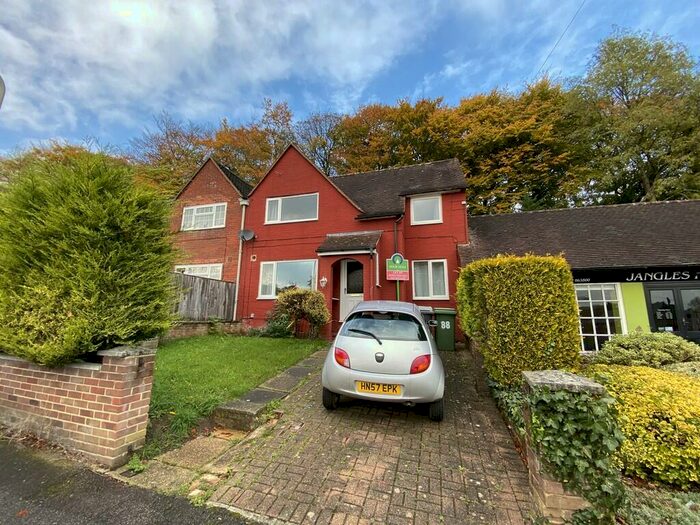4 Bedroom Semi-Detached House To Rent In Cromwell Road, Winchester, SO22