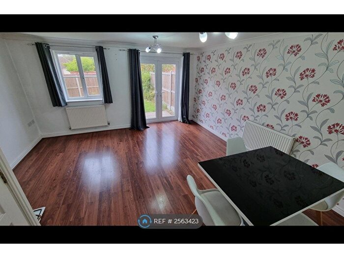 3 Bedroom Terraced House To Rent In Draper Way, Norwich, NR5