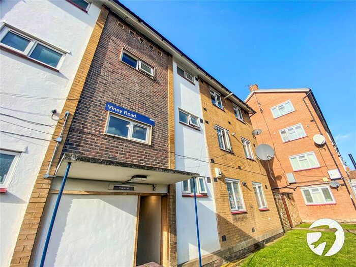 2 Bedroom Flat To Rent In Viney Road, Lewisham, London, SE13