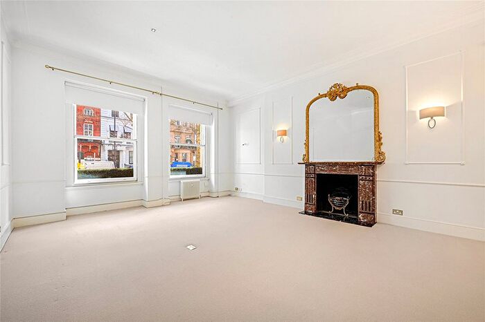 1 Bedroom Flat To Rent In Queen's Gate, London, SW7