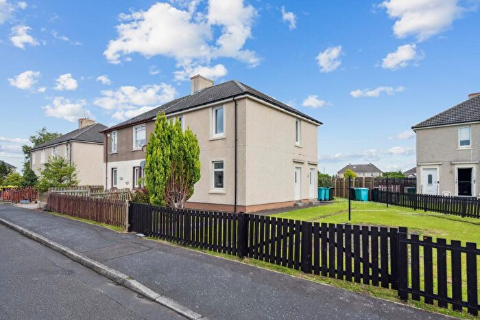 1 Bedroom Flat To Rent In Trows Road, Overtown, North Lanarkshire, ML2