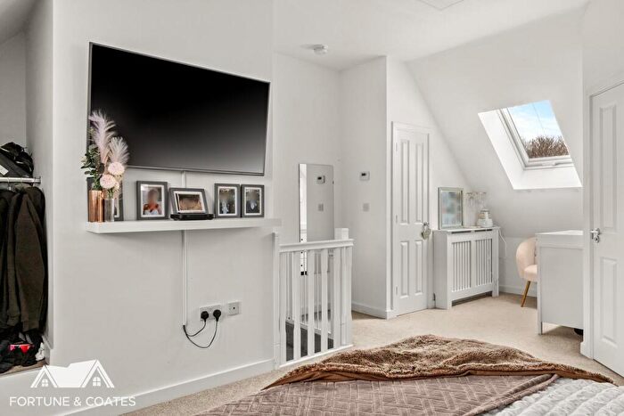3 Bedroom End Of Terrace House For Sale In Huntley Road, Harlow, CM20