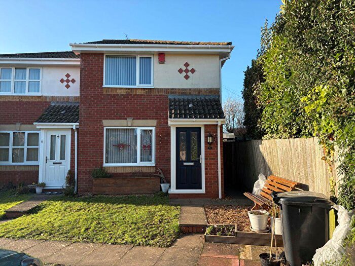 2 Bedroom House To Rent In Copymoor Close, Northampton, NN4