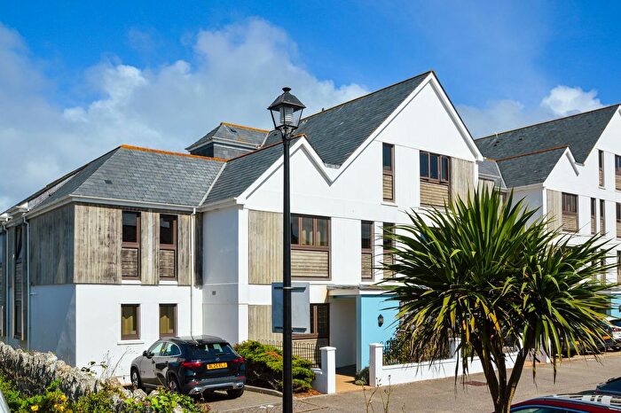 2 Bedroom Flat To Rent In Tower Road, Newquay, TR7