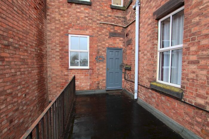 1 Bedroom Flat To Rent In New Street, Burton-On-Trent, DE14