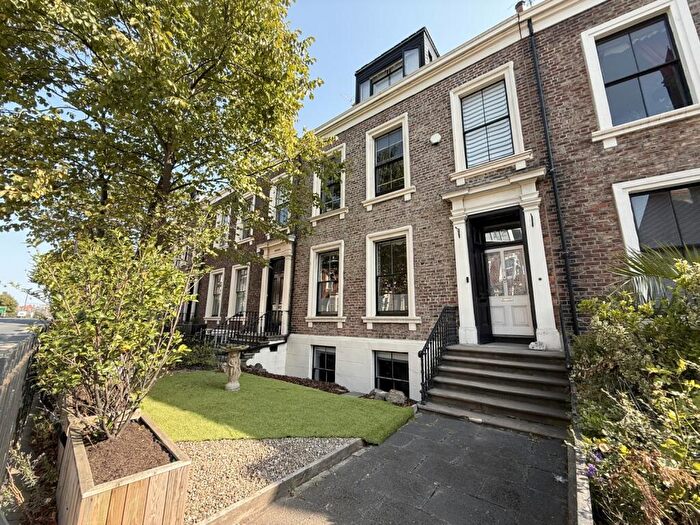 5 Bedroom Terraced House For Sale In Grange Crescent, Sunderland, SR2