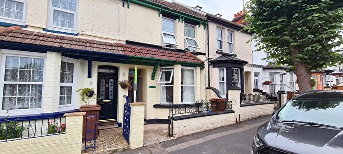 3 Bedroom Terraced House To Rent In Toronto Road, Gillingham, ME7