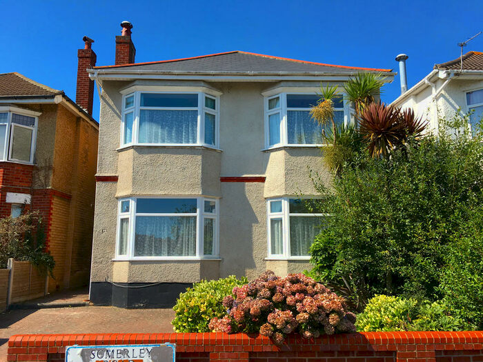 6 Bedroom Detached House To Rent In Somerley Road, Bournemouth, BH9