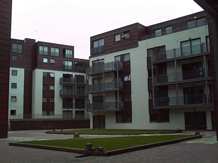 2 Bedroom Flat To Rent In Isaac Way, Eastside Valley, M4