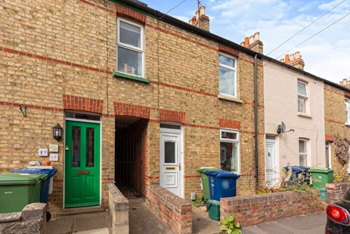 2 Bedroom Terraced House To Rent In Windsor Street, Headington, OX3
