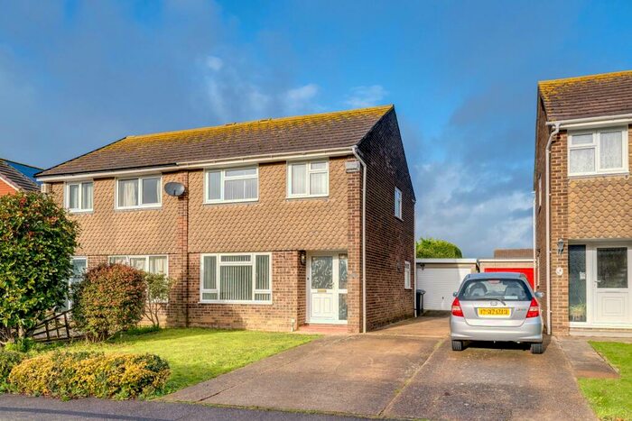 3 Bedroom Semi-Detached House To Rent In Rockall Drive, Hailsham, BN27